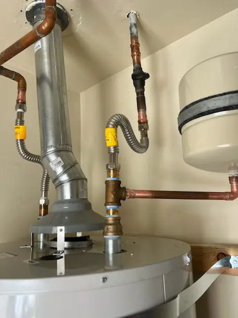 Water heater installation and plumbing repair in Elks Terrace